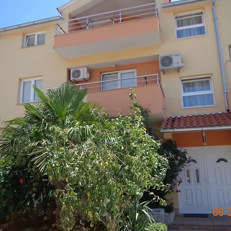 Apartman Monika Apartamento